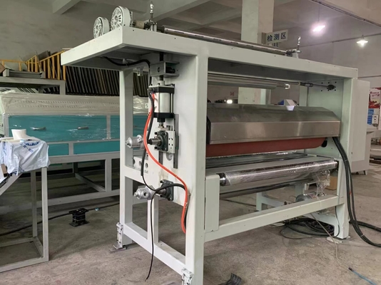 Roller Roller Delivery LED UV Embossing Machine with 1-10m/min Hız ve Üretim