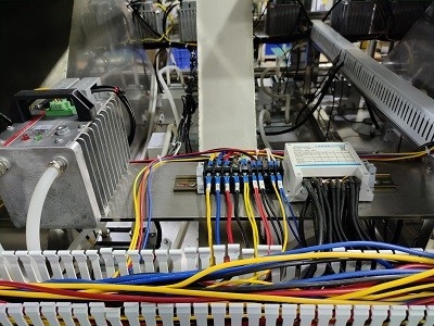1-10T/s Kapasite 95% Su Azaltma Hızı ile Mikrodalga Vakum Kurutma Ekipmanı