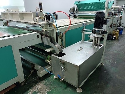 ± 0.02mm'lik kaplama doğruluğu ile mükemmel kaplama sonuçları Perde kaplama makinesi