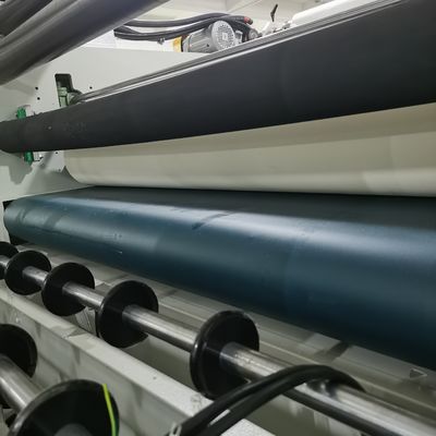 Akrilik karton cam dekorasyonları için otomatik UV laminasyon makinesi