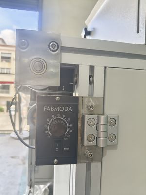1HP Desheng Motor iletim sistemimizle UV kurulama makinemizin hızını 5-20m/min hızla elde edin.