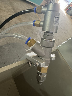 Çok yönlü Dayanıklı Pulp Kaplama Makinesi püskürtme odası Boyutları 400 * 400 * 500 mm Güç tüketimi 0.95KW