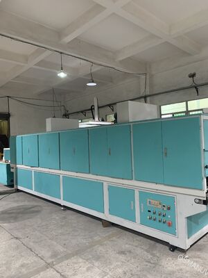 Endüstriyel Excimer Lazer İşlem Sistemi. Esnek Üretim hattı entegrasyonu ve tamamen özelleştirilebilir parametreler.
