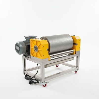 ISO9001 0.75KW Taşınabilir Bantlı Konveyör Sıcak Ortak Makine Merkezi Merdane