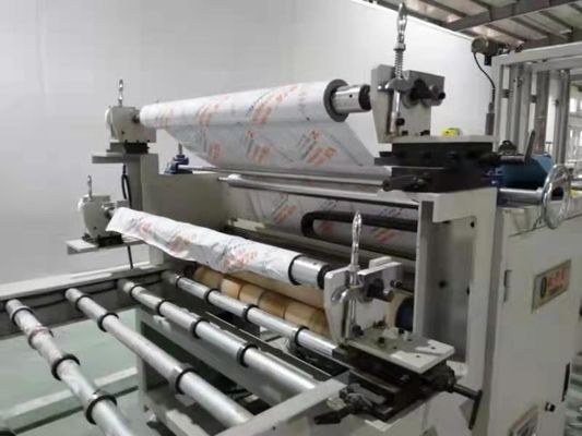 UV Baskı Vernik Kaplama Makinesi PVC Konveyör Spot UV Makinesi Çevrimdışı UV Kaplama Makinesi Fabrikası