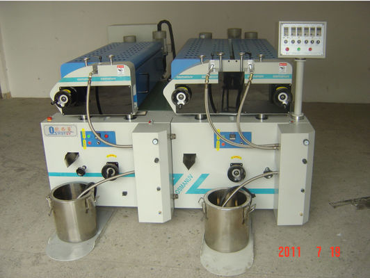 Konveyör Bantlı 10KW 2m / Min Düz Çevrim Uv Rulo Kaplama Makinesi