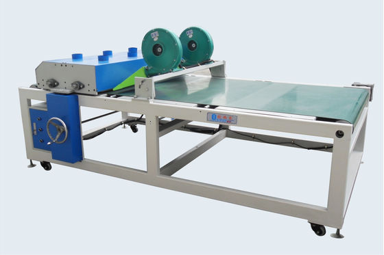 Dijital Baskı / Toz Giderme Makinesi 5m / Min L650mm için Spot Rulo Uv Kaplayıcı