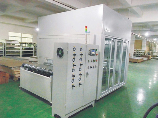 Kapı Paneli için 60KW Mitsubishi Servo Motor Sprey Kaplama Ekipmanları