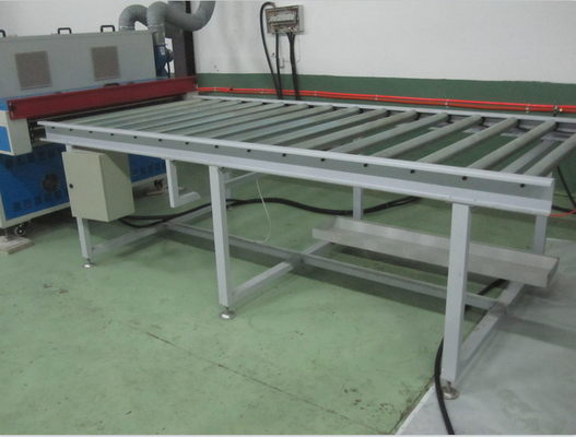 2m*0.6m*1.5m Lastikli Kemer Otomatik İşletimli Taşıyıcı Kemer Makinesi