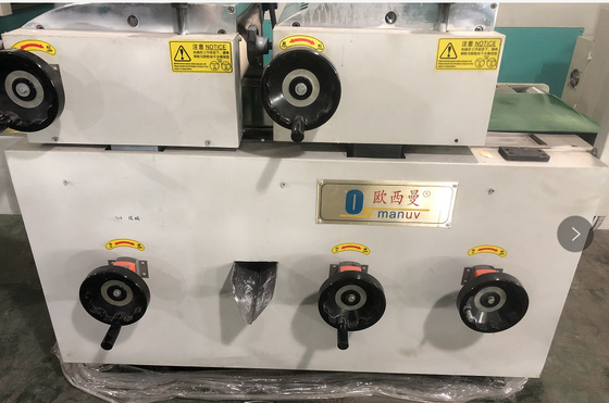 Gürültü Seviyesi ≤75dB Maksimum Kaplama Kalınlığı 0.2-8mm'lik Taşıyıcı Rol Üretim Makinesi