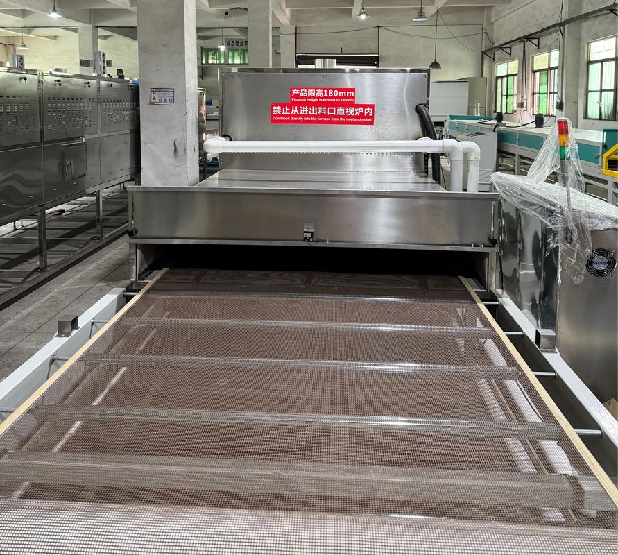 Yapı panellerinin (Gipsum, Çimento Fiber Boardları) hızlı sertleştirilmesi için sürekli mikrodalga kurutma hattı