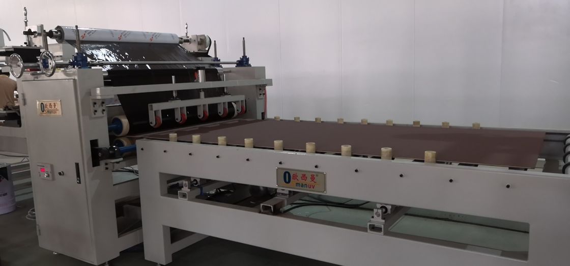 2m Film Laminasyon Makinesi, Beyaz PE Köpük Yaprak Laminasyon Makinesi Cam, Çelik Yaprak, Akrilik için