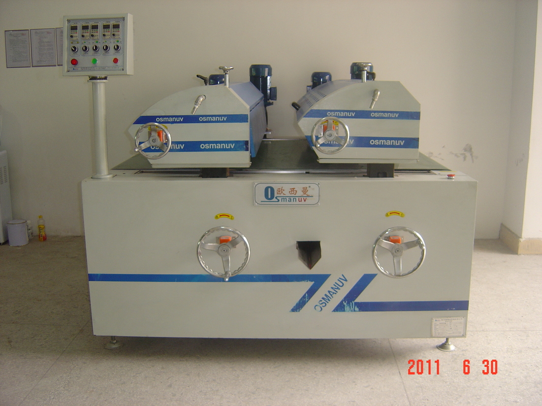 220V / 50Hz güç kaynağı ve 1000mm Max kaplama genişliği boya için rulo kaplama ekipmanları