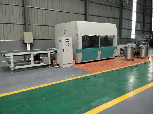 Spray Paint Yarım Otomatik Doldurma Makinesi Spray Coating Makinesiyle Üstün Kaplama için Gelişmiş Teknoloji